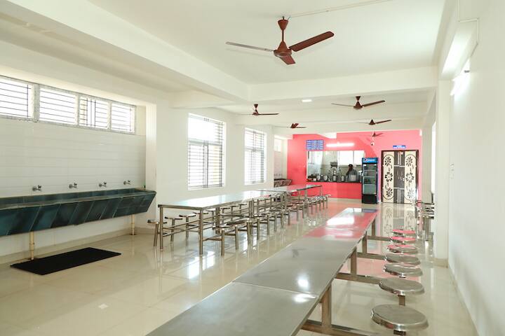 cafeteria